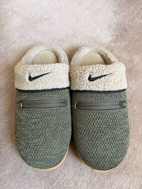 Nike Burrow Olive Green Knit Slip-On Slippers with Cream Sherpa Cuff